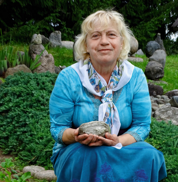 "Kameņu" saimniece Irēna Kluša.
