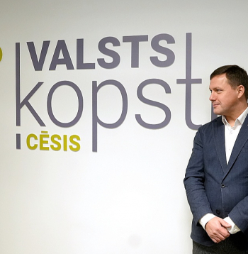 Cēsu novada domes priekšsēdētāja Jāņa Rozenberga pārstāvētajam "Jaunās Vienotības" sarakstam vēlēšanās nāksies krietni pacīnīties.