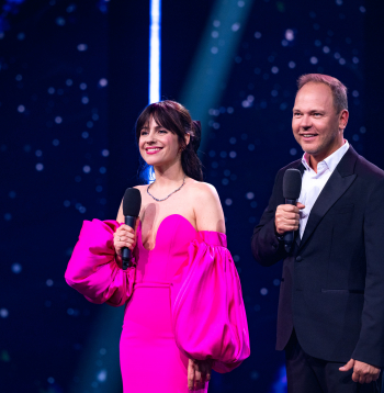 Latvijas Televīzijas dziesmu konkursa “Supernova” pusfināls. Ketija Šēnberga un Lauris Reiniks.