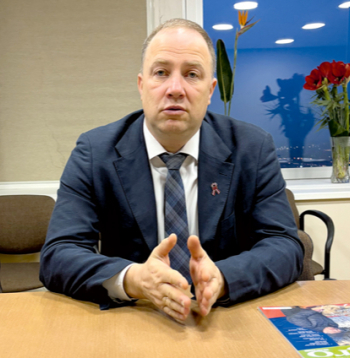 "Vēlamies ar saimniekiem vairāk diskutēt par praktiskām lietām. Nereti ir tā, ka uzņēmējs runā vienā, bet mēs – citā valodā. Runājam par vienu tēmu, tomēr viens otru nesaprotam," atzīst ZM valsts sekretārs Ģirts Krūmiņš.