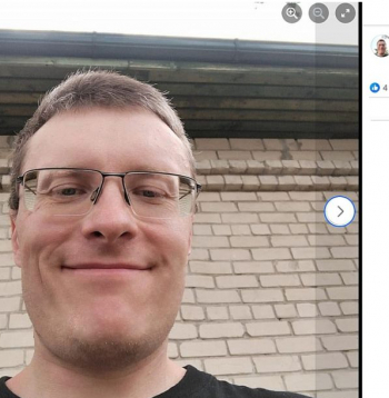 Sociālajos medijos "X" un "Facebook" pagājušā gada jūlijā ir izveidoti profili ar Nikolaja Zikova vārdu un foto. Fotogrāfijā redzamais cilvēks ir tas pats Nikolajs Zikovs, kurš tika notiesāts par slepkavību kinoteātrī. Kopš pagājušā gada Nikolajs Zikovs sodu izcieš atklātā cietumā, kur drīkst lietot telefonu un internetu.