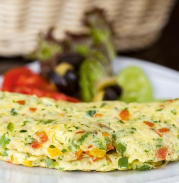 Dārzeņu omlete.