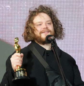 Animācijas filmas "Straume" komandas sagaidīšanas pasākums pie Brīvības pieminekļa. M. Kaža. 