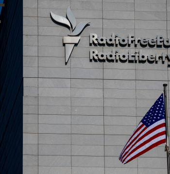 "Radio Brīvā Eiropa"/"Radio Brīvība" ("Radio Free Europe"/"Radio Liberty" (RFE/RL)),