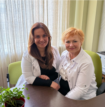 Jau no mazotnes Katrīna vēro, kā mamma Ingrīda no sirds darbojas savā
profesijā, tāpēc likumsakarīgi, ka arī viņa šobrīd izpaužas ginekoloģijā.