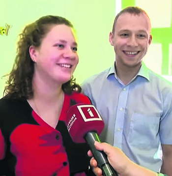 Trešajā aprīlī dzimušo trīnīšu vecāki Anastasija un Maksims Bičkovski.