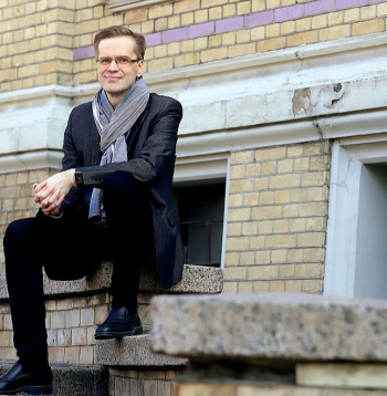 Jurģis Šķilters: "Mans ieteikums – paraudzīties uz politiķu attieksmi pret zinātni. Zinātnes vietā kaut kas cits (nauda, vara, sazvērestības teorijas vai māņticība) ir ceļš uz atpalicību, tumsonību un nekurieni."