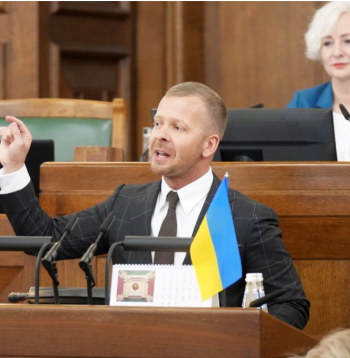 Aleksejs Rosļikovs.