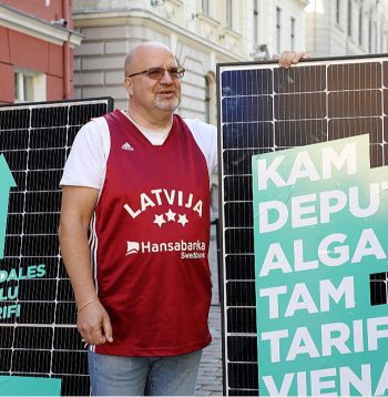 Vents Armands Krauklis uzskata, ka tagad viņam esot "īsta sapņu komanda". Jāpiebilst, ka tie vēlētāji, kas balsoja par Vidzemes partiju (kopā 1807 balsis), Kraukli īpaši atbalsta – viņam sarakstā bija pievilktas 1408 "par" atzīmes un tikai 41 "pret".