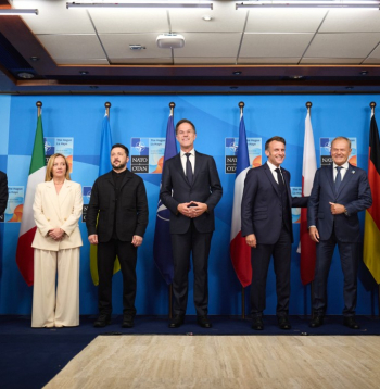 NATO samits Hāgā.