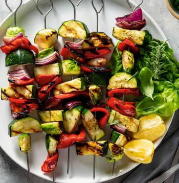 Grilēti dārzeņi ar pesto.