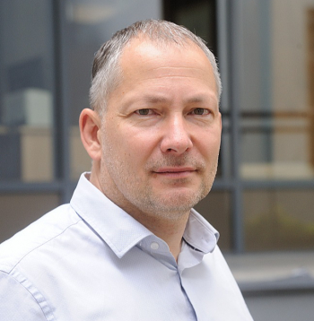 Uldis Neiburgs: "Zināšanas, ko radām, parāda visas sabiedrības kultūras un izglītības līmeni kopumā, stiprina mūsu identitāti. Vai kāds uz to tā raugās? Īsti līdz galam laikam ne."