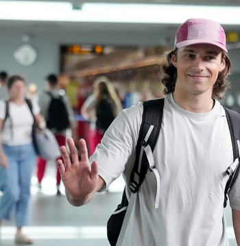 Kārtslēcējs Valters Kreišs kā vienīgais no Latvijas vieglatlētiem šosezon ir izpildījis pasaules čempionāta kvalifikācijas normatīvu, ziemā pārvarot 5,82 metru augstumu.