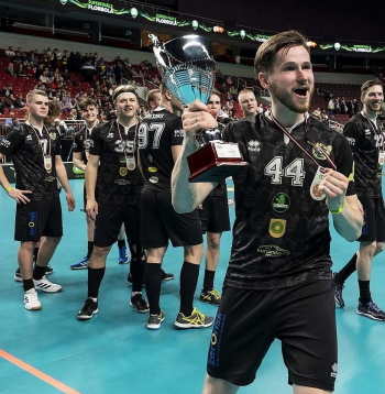 Toms Bitmanis karjeras pēdējos divos gados kapteiņa lomā sekmēja "Masters/Ulbrokas" uzvaru Latvijas čempionātā.