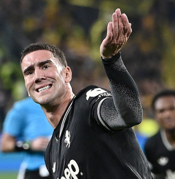 Turīnas "Juventus" uzbrucējs Dušans Vlahovičs kļuva par galveno varoni UEFA Čempionu līgas sezonas atklāšanas vakarā.