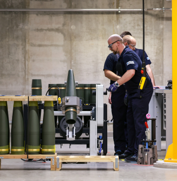 "Rheinmetall" darbinieki.