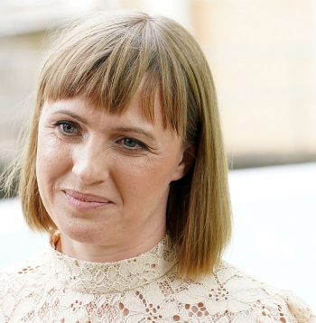 Inese Pudža: "Teātrī strādājot, aktieri lielākoties izmanto vai lieto, un, lai gan šie ir ļoti nepatīkami vārdi, tam grūti piemeklēt citus."