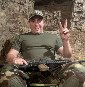 Sandim Riekstiņam iepriekš nav bijis nekādu zināšanu par militāro jomu, tagad tas mainījies.