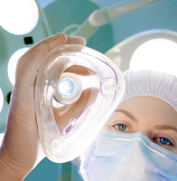 Ārsts anesteziologs-reanimatologs ir speciālists, kurš konsultē pirms manipulācijām, kurās tiek izmantota jebkura veida anestēzija, izņemot lokālo anestēziju.