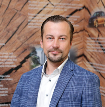 Latvijas Kokapstrādes uzņēmēju un eksportētāju asociācijas izpilddirektors Artūrs Bukonts.