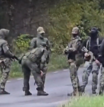 Krievijas pastiprinātas militārās klātbūtnes dēļ Igaunija slēdz satiksmi pa "Sātses zābaku".