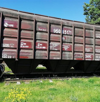 Pēdējās divās elektroniskajās izsolēs no 153 Ukrainā iestrēgušajiem kravas vagoniem "LDz Cargo" izdevies pārdot tikai 12.