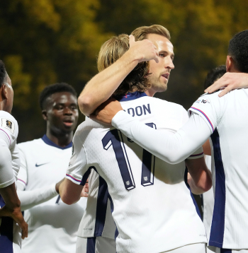 2026.gada Pasaules kausa kvalifikācijas spēle futbolā starp Latvijas un Anglijas valstsvienībām Daugavas stadionā.