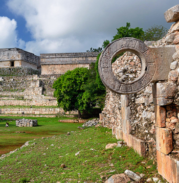 Maiju bumbas spēles. Maiju bumbas spēles.
