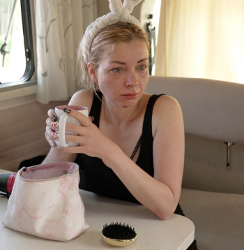 "Ērkšķu" Ksenija.