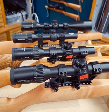 Lieliski tēmēkļi medībām ar dzinējiem: Vector Optics Continental sērija. Lieliski tēmēkļi medībām ar dzinējiem: Vector Optics Continental sērija.