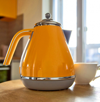 Elektriskā tējkanna ir visbiežāk lietotā sadzīves ierīce. 