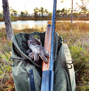 Pusautomātiskais ierocis ir pietiekami ērts putnu medībām.