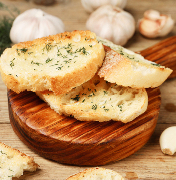 Ķiploku maizītes. Ķiploku maizītes.