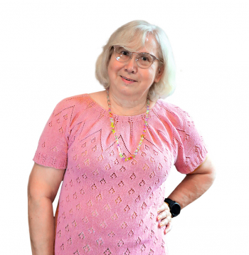 Džemperis bez sānu vīlēm.