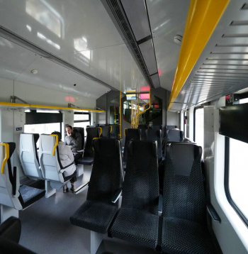 Vilcienu konduktoriem pie formas turpmāk būs piestiprinātas kameras.