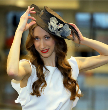 Jolanta Lubēja: "Lai arī darbā to neizrādu, humors ir mana stiprā puse. Balerīnas lomā varu izrādīt visu amplitūdu – no lirikas līdz komēdijai –, kas ir fantastiski."