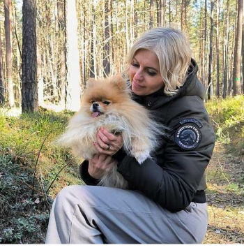 Jēkabpiliete Anta Ligere ar špicu Semīti.