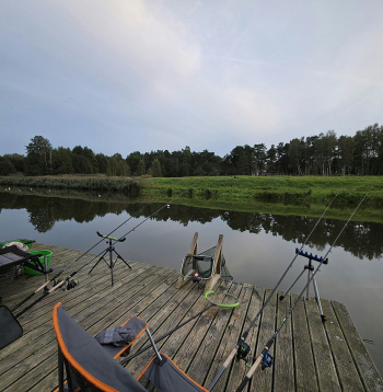 Atrast vēlamo pieeju varēs ātrāk, ja aprīkojumā būs divas makšķeres. Atrast vēlamo pieeju varēs ātrāk, ja aprīkojumā būs divas makšķeres.
