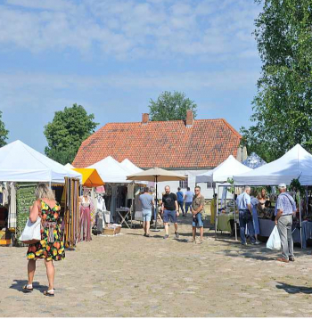 Straupes "Slow Food" tirdziņa nevīstošā popularitāte pierāda, ka tradicionālajai tirgus kultūrai ir attīstības potenciāls arī mūsdienās. Viena no panākumu atslēgām esot rūpīga tirgoties gribētāju atlase – svarīgi, lai produkciju tirgotu pats tās ražotājs, kas pircējam zina pastāstīt, kā produkts ir audzēts un kā to vislabāk var izmantot.