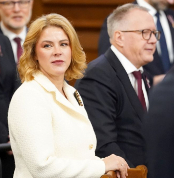 Ministru prezidente Evika Siliņa un finanšu ministrs Arvils Ašeradens.