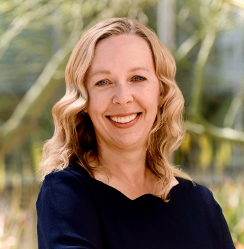 Arizonas Valsts universitātes profesore un Izglītības fakultātes dekāna vietniece globālās sadarbības jautājumos Iveta Silova.