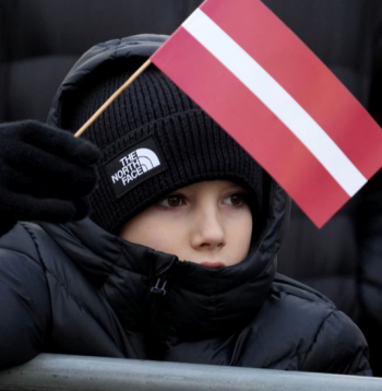 2025. gada 18. novembrī 11.novembra krastmalā notika Latvijas proklamēšanas 107.gadadienai veltīta Latvijas un tās sabiedroto bruņoto spēku, Iekšlietu ministrijas pakļautības iestāžu un Jaunsardzes vienību militārā parāde.