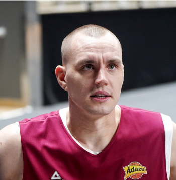 Anžejs Pasečņiks priecīgs atgriezties Latvijas izlasē.