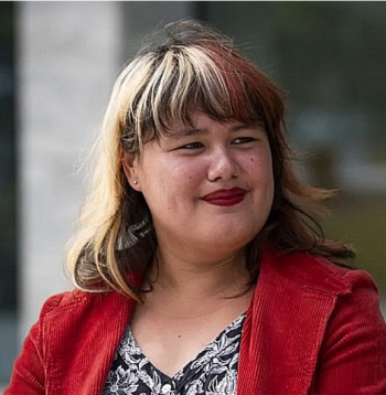 Veronika Kliforda Karlosa.