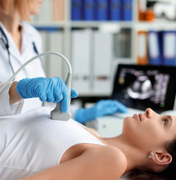 Gados jaunākām sievietēm tiek ieteikta krūts dziedzeru ultrasonogrāfija.