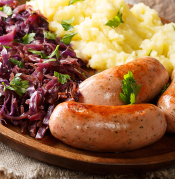 Sautēti sarkanie kāposti ar brūklenēm un sarkanvīnu.