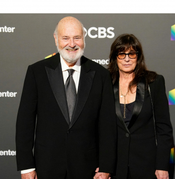 Amerikāņu aktieris un kinorežisors Robs Rainers un viņa sieva Mišela.