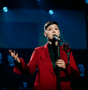 Muzikālā šova "Pārdziedi mani!" ceturtā epizode.