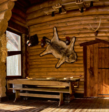 Mednieku māja – otra svarīgākā pēc paša mājām.