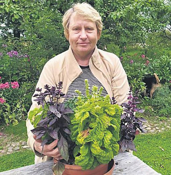 Agronome, biodinamiskās un bioloģiskās lauksaimniecības speciāliste Ārija Rudlapa.